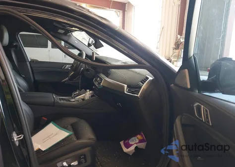 2020 BMW X6 M50I z USA, uszkodzony, nr VIN 5UXCY8C04L9C86873